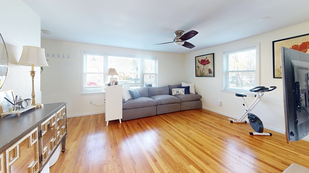 21 Herbert Street, Unit B Wakefield, MA 01880 - Photo 6 of 22