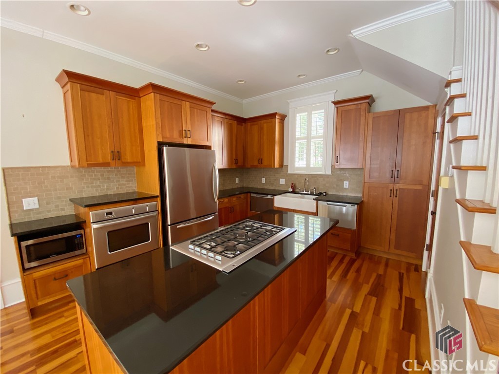 14 Oak Grove Road Athens, GA 30607 - Photo 15 of 24
