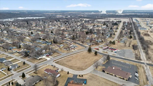 $330,000 | 0 East Inman, Beloit, WI 53511