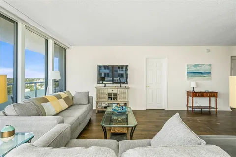 $825,000 | 3554 Ocean Drive, Unit 1101, Vero Beach, FL 32963