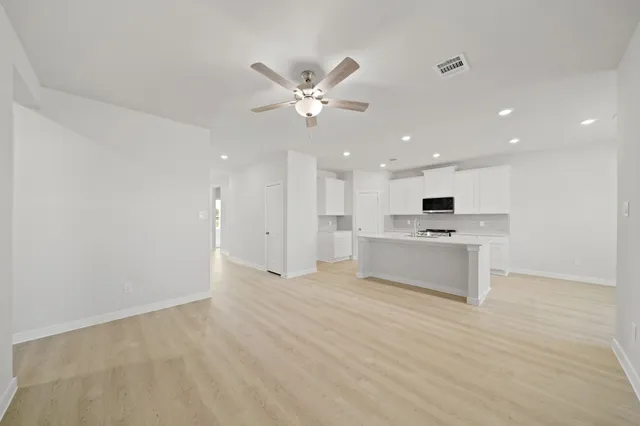 $289,900 | 4521 Wisenbaker Way, Bryan, TX 77845