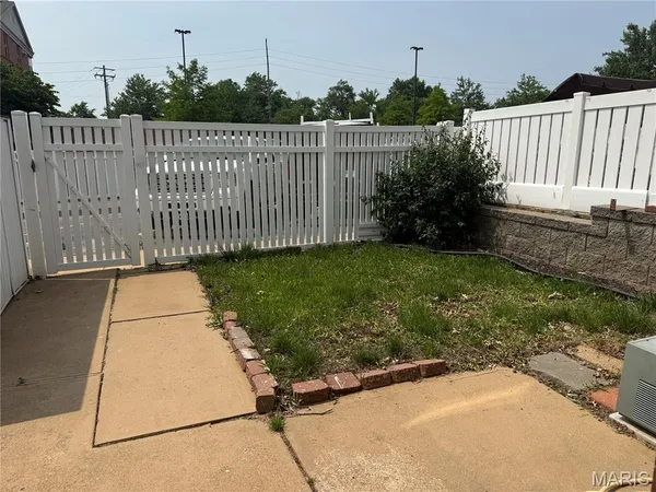 $139,900 | 846 Dumont Place, St. Louis, MO 63125