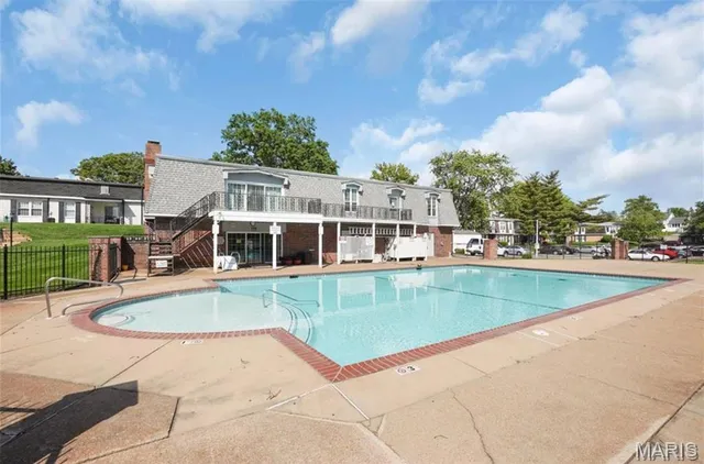 $145,900 | 846 Dumont Place, St. Louis, MO 63125