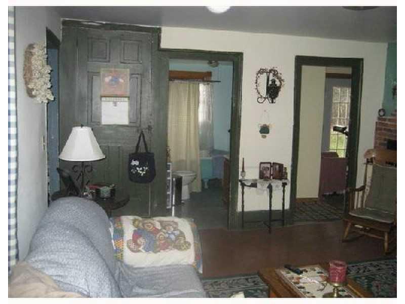 64 Erskine Road Windsor, ME 04363 - Photo 3 of 32 Living Room.