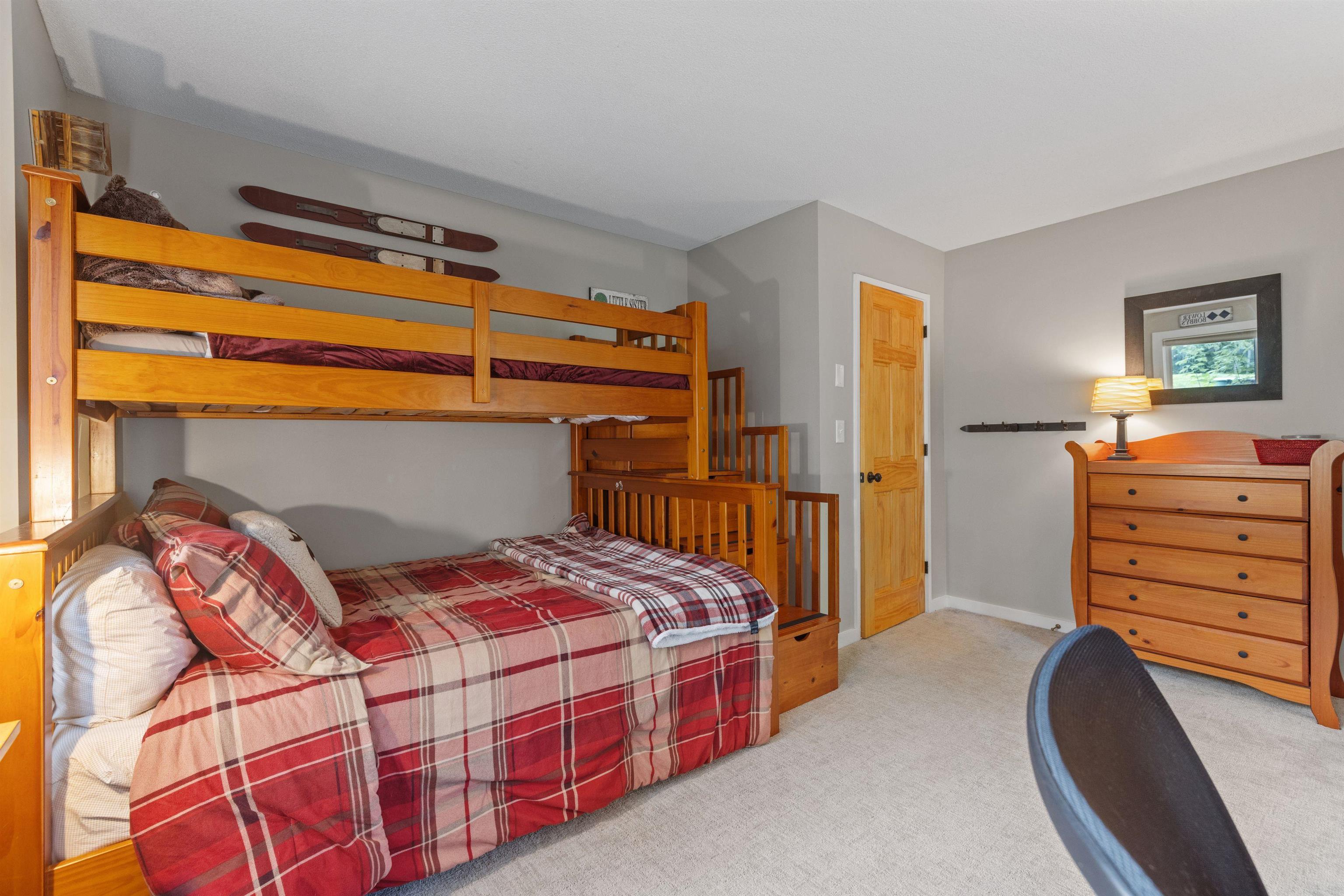 80 Easterly Road, Unit 2 Lincoln, NH 03251 - Photo 4 of 35