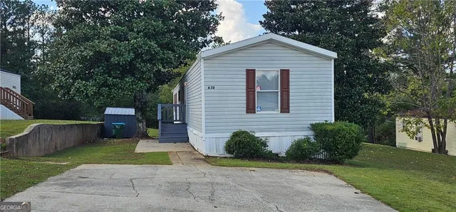 $1,632 | 4255 Smokecreek Court Southwest, Unit A30, Snellville, GA 30039