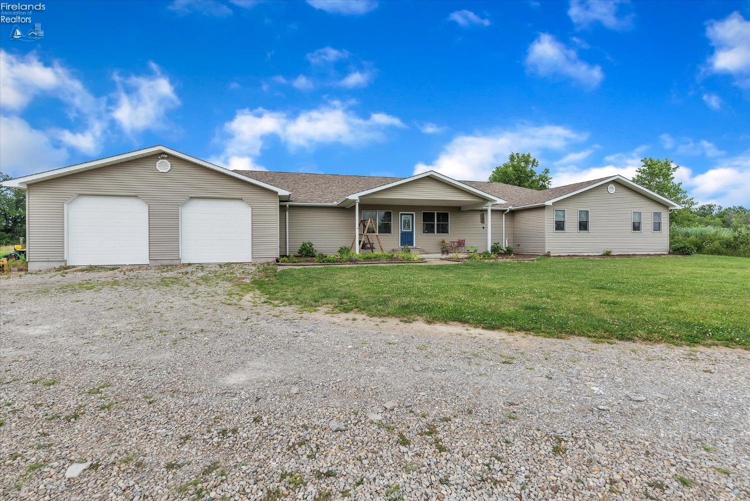 7240 Rankie Road Port Clinton, OH 43452 - Photo 2 of 46 Gallery Image 2