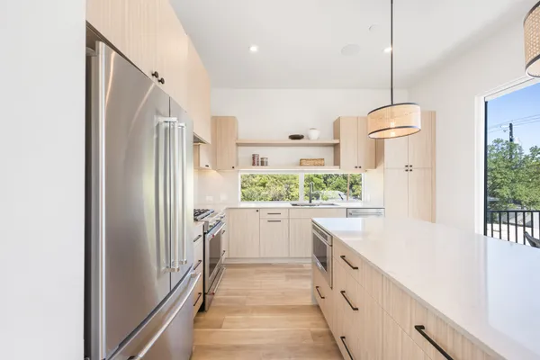 $599,000 | 10828 Desert Trail, Unit 1040, Austin, TX 78758