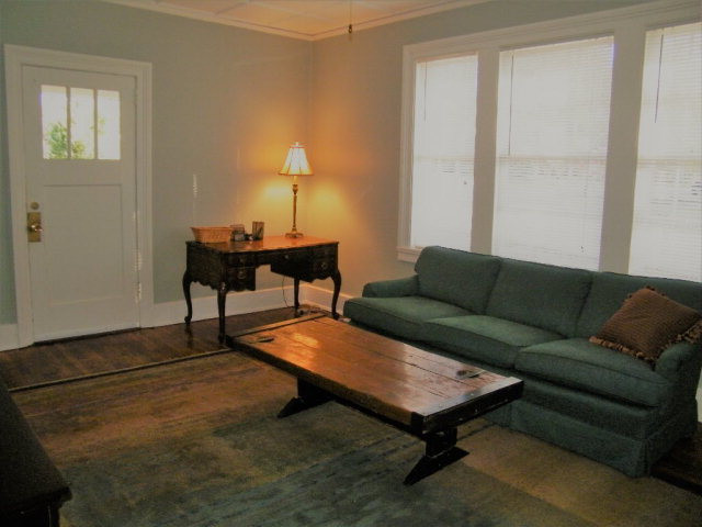 123 Jasper Street Southwest Aiken, SC 29801 - Photo 3 of 15 a living room with furniture and a potted plant
