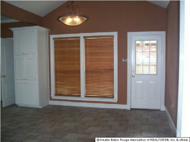 2150 Hunters Trail Drive Baton Rouge, LA 70816 - Photo 3 of 11 Gallery Image 3