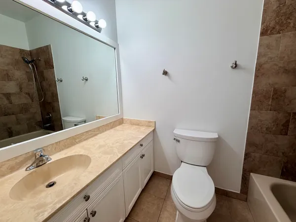 $3,900 | 6657 Stratford Drive, Parkland, FL 33067