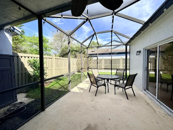 $3,900 | 6657 Stratford Drive, Parkland, FL 33067