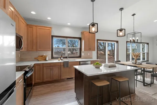 $549,900 | 4631 Ridge Court, Manitowoc, WI 54220