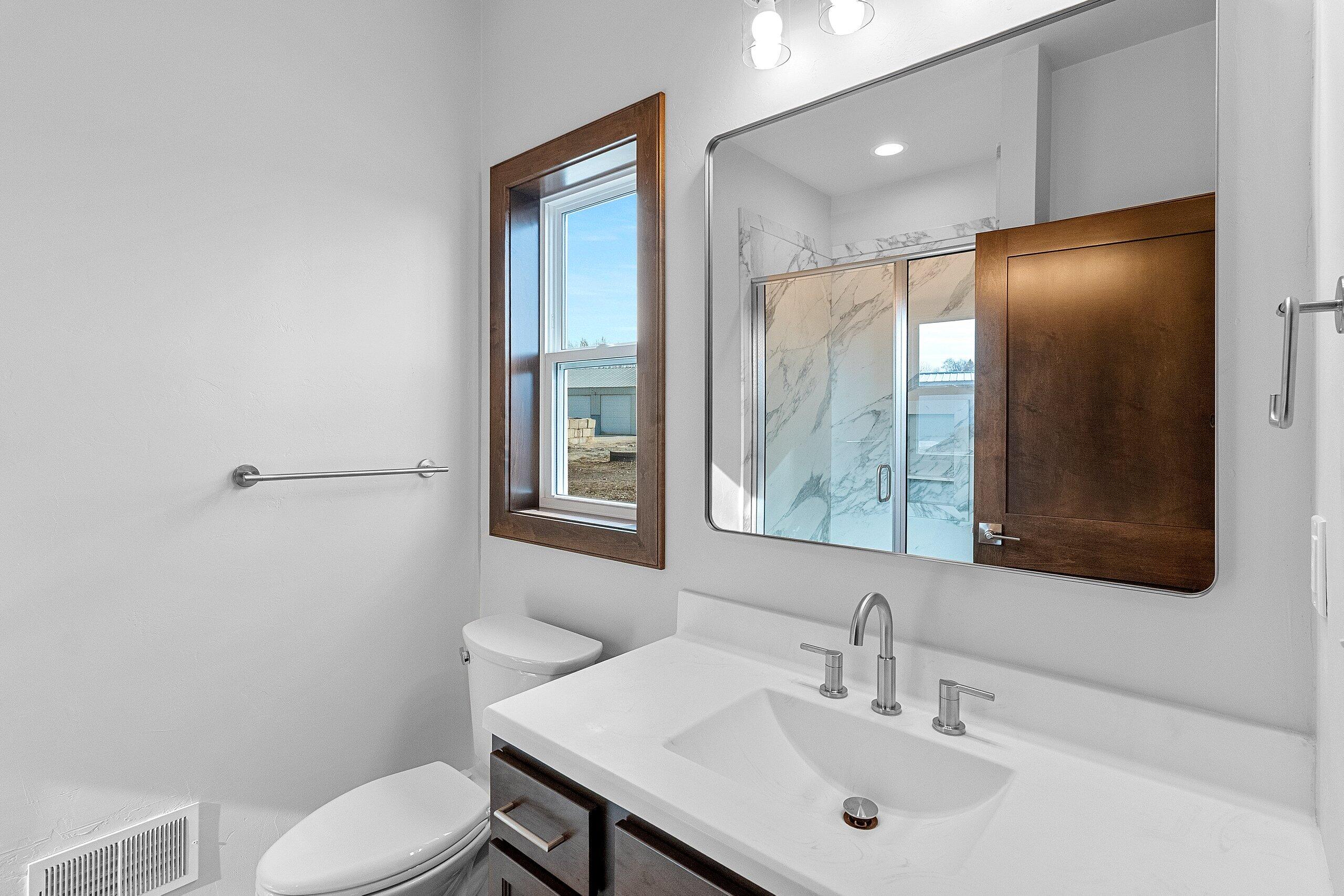 4631 Ridge Court Manitowoc, WI 54220 - Photo 19 of 49 IMG_1385.JPG-SMALL