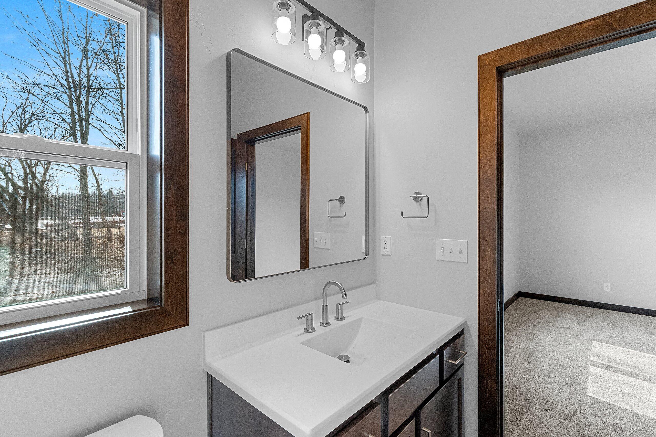 4631 Ridge Court Manitowoc, WI 54220 - Photo 20 of 49 IMG_1390.JPG-SMALL