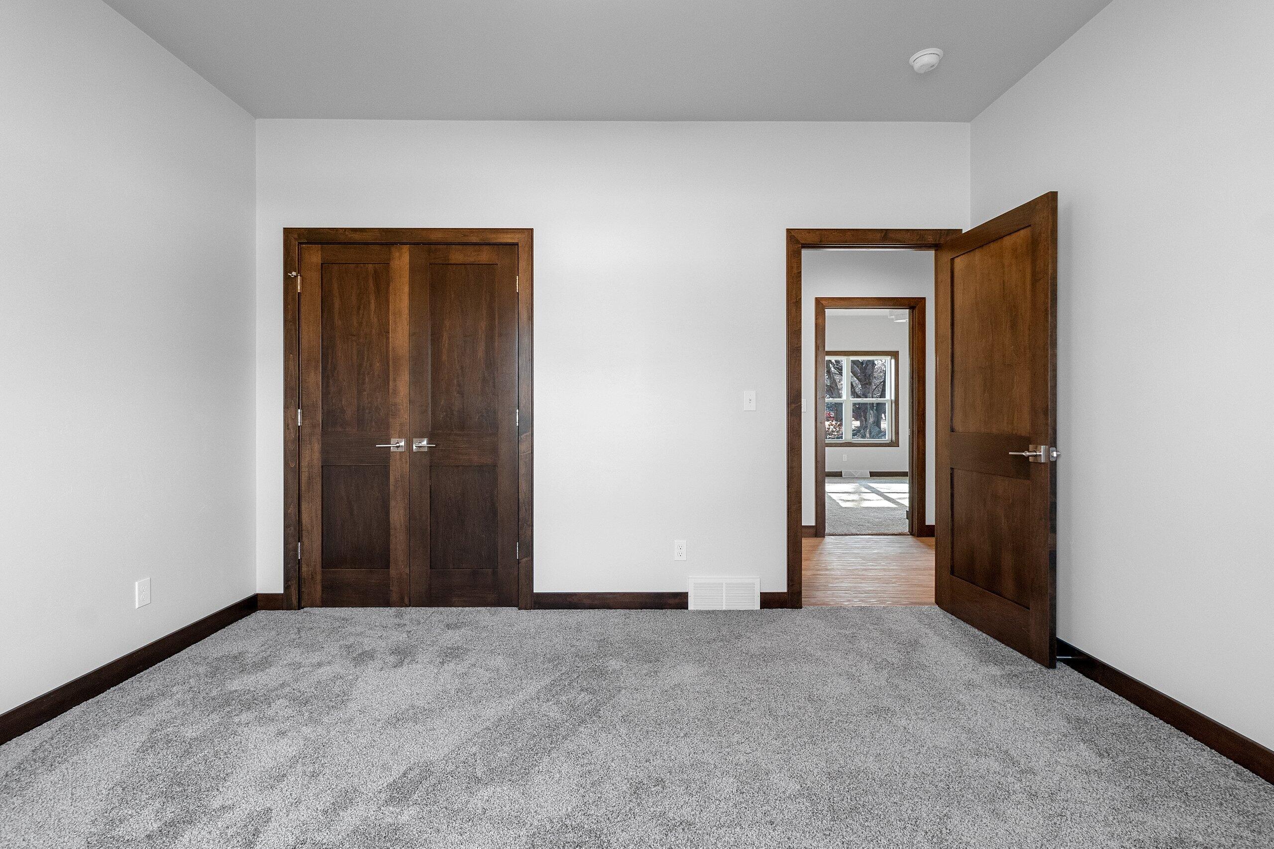 4631 Ridge Court Manitowoc, WI 54220 - Photo 25 of 49 IMG_1422.JPG-SMALL