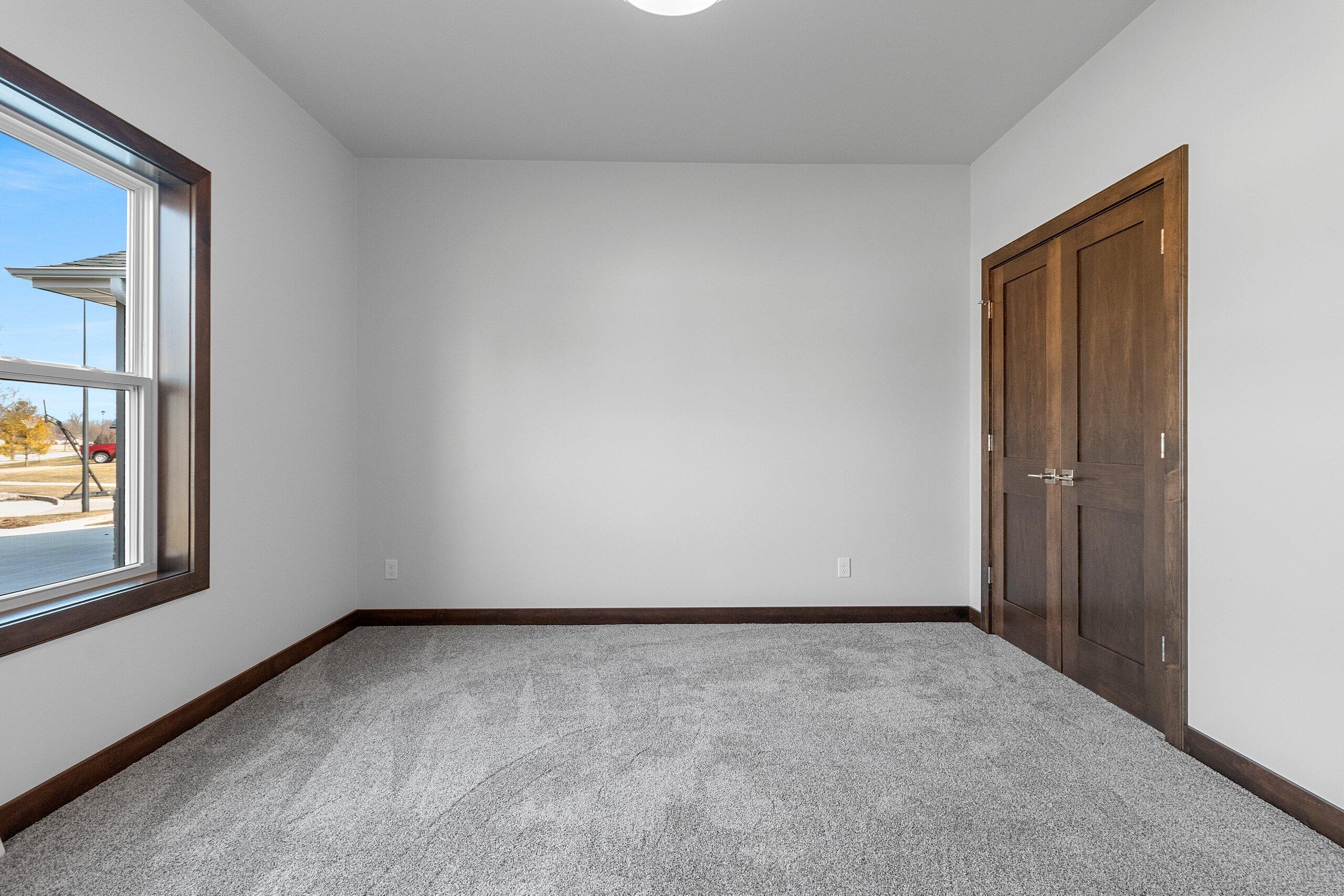 4631 Ridge Court Manitowoc, WI 54220 - Photo 26 of 49 IMG_1427.JPG-SMALL