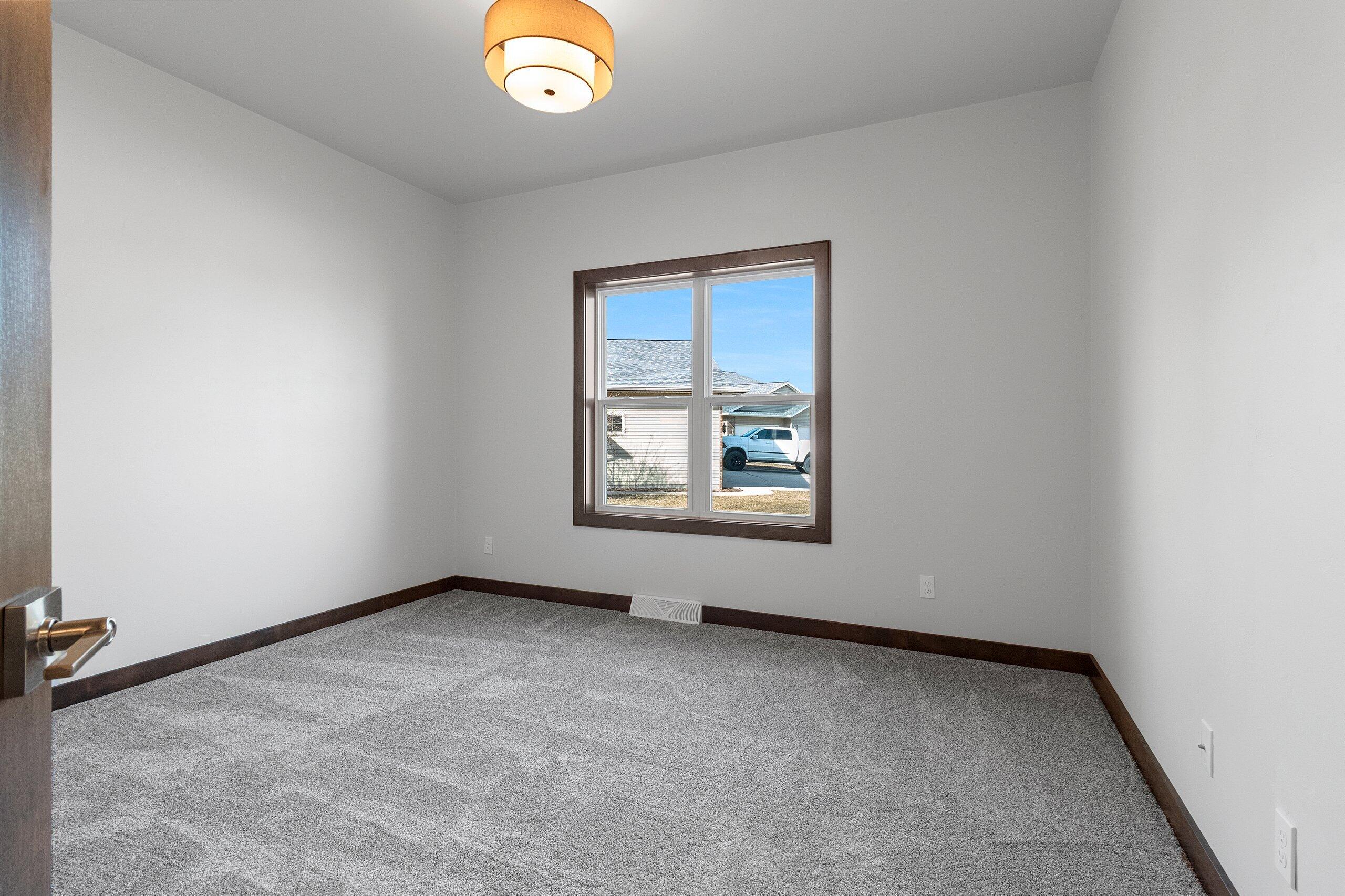 4631 Ridge Court Manitowoc, WI 54220 - Photo 29 of 49 IMG_1432.JPG-SMALL