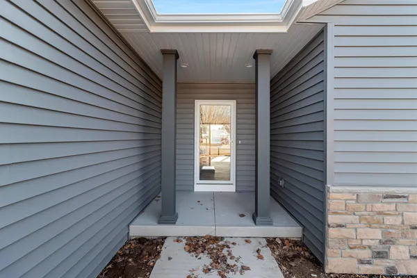 $549,900 | 4631 Ridge Court, Manitowoc, WI 54220