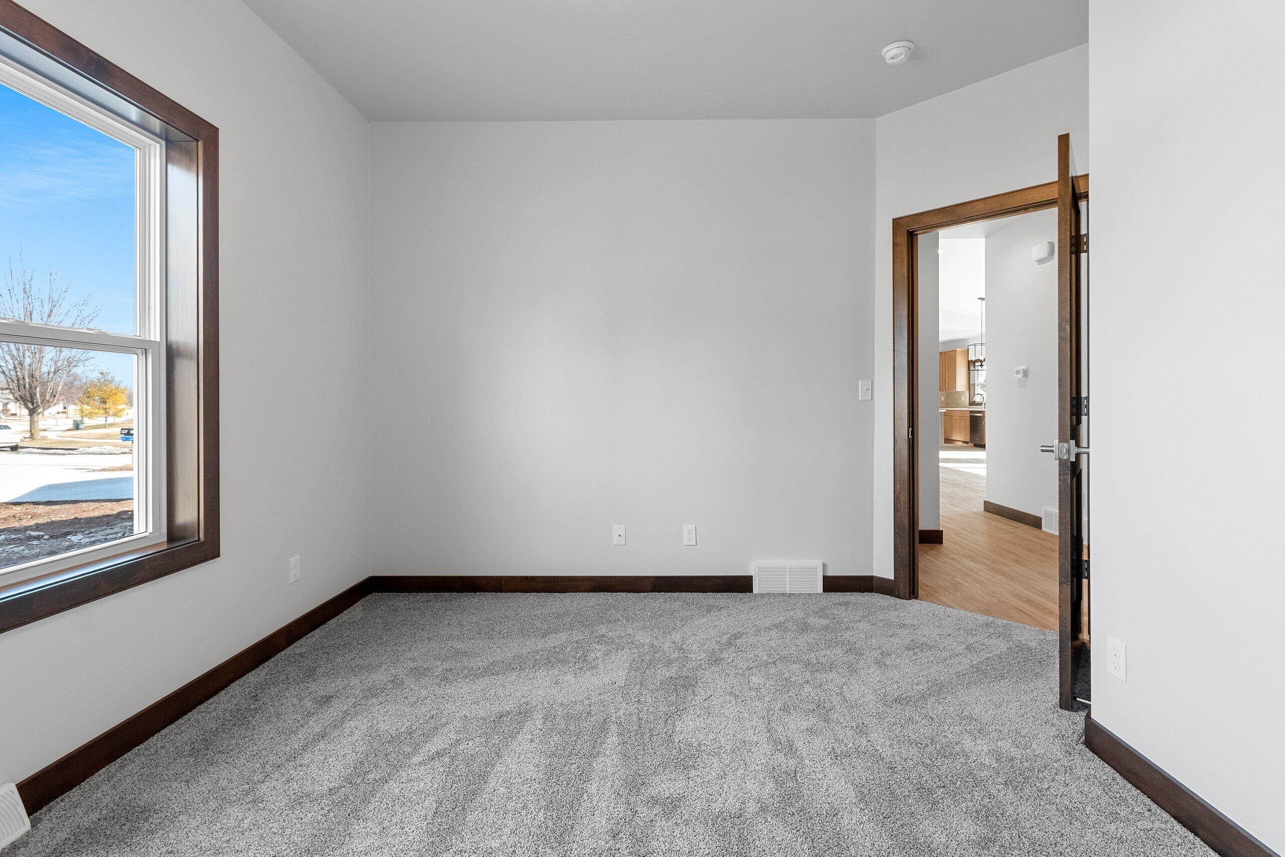 4631 Ridge Court Manitowoc, WI 54220 - Photo 32 of 49 IMG_1442.JPG-SMALL