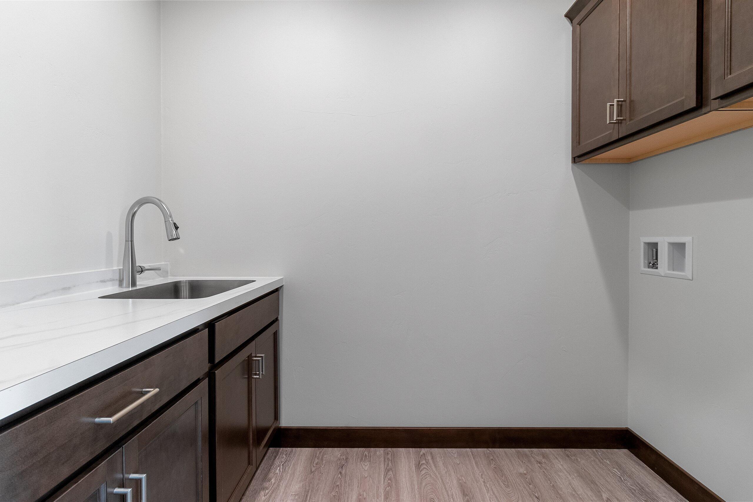 4631 Ridge Court Manitowoc, WI 54220 - Photo 35 of 49 IMG_1340.JPG-SMALL