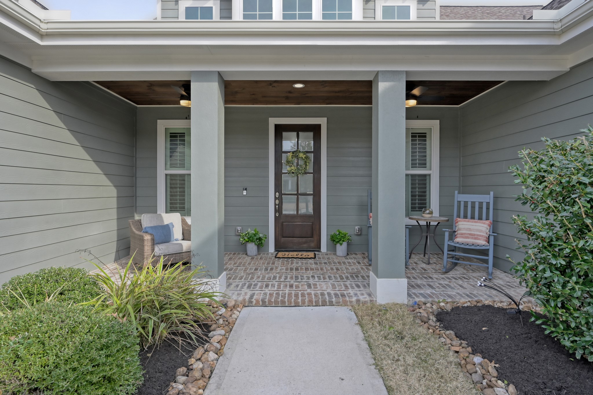 2223 Pintail Lane Conroe, TX 77384 - Photo 3 of 39