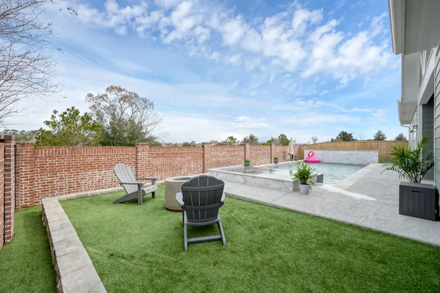 $745,000 | 2223 Pintail Lane, Conroe, TX 77384