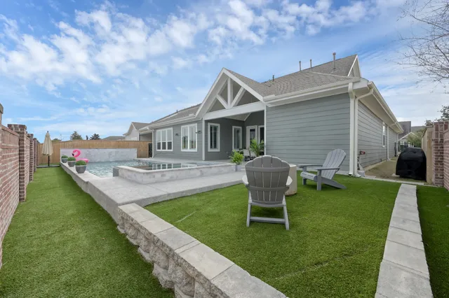 $745,000 | 2223 Pintail Lane, Conroe, TX 77384