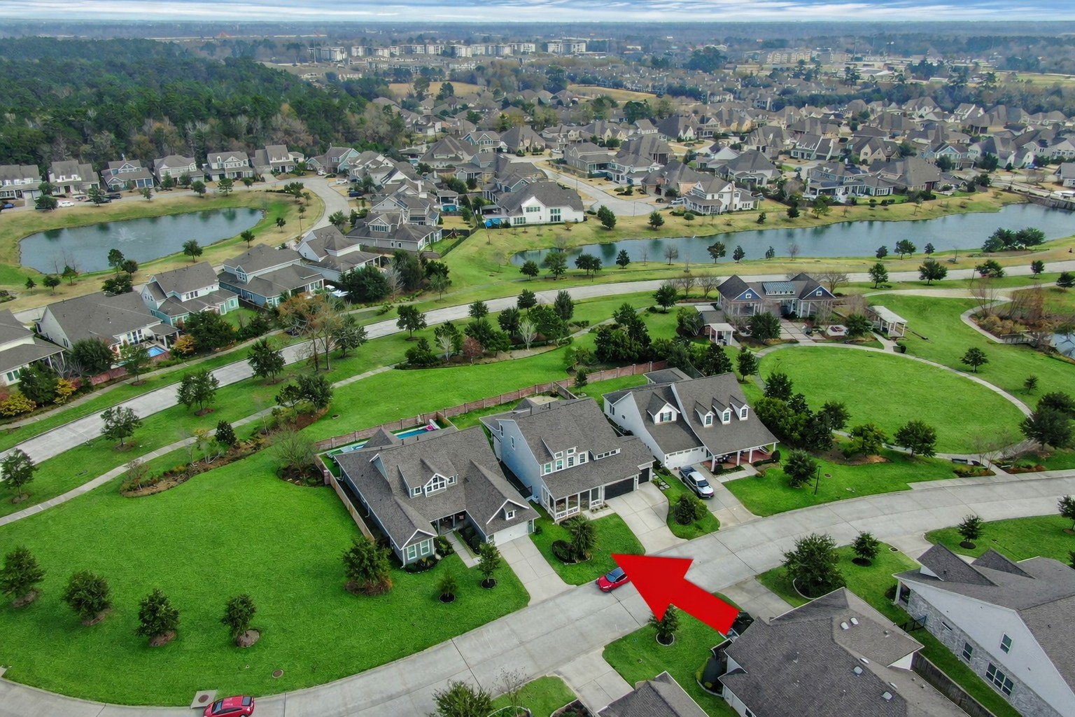 2223 Pintail Lane Conroe, TX 77384 - Photo 37 of 39 (grass virtually staged)