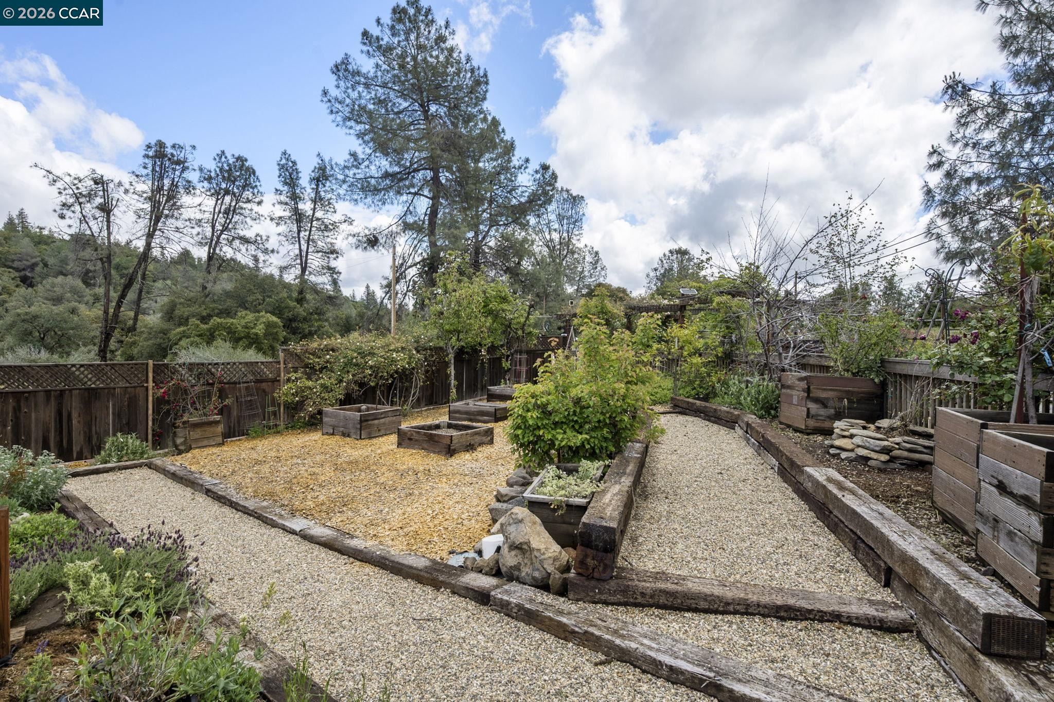 5184 Darby Russell Road Murphys, CA 95247 - Photo 45 of 56
