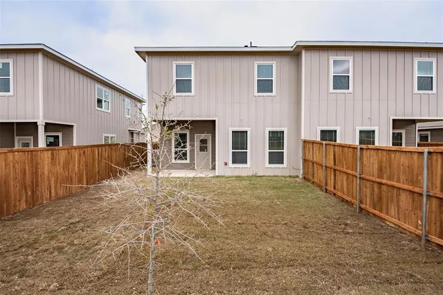 $729,000 | 640-644 Wheatfield Drive, Venus, TX 76084