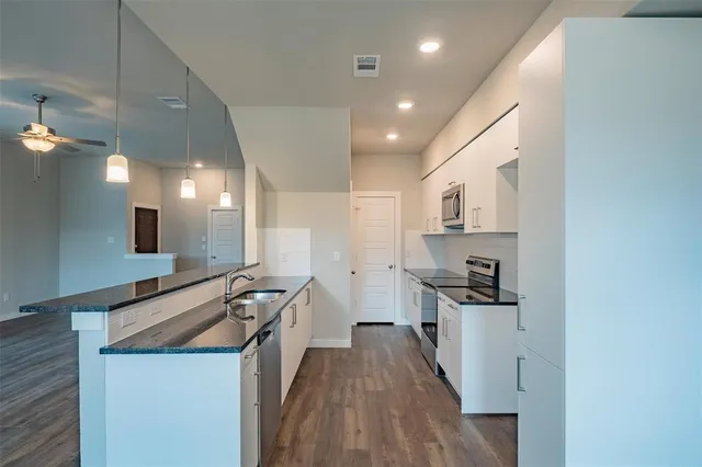 $729,000 | 640-644 Wheatfield Drive, Venus, TX 76084