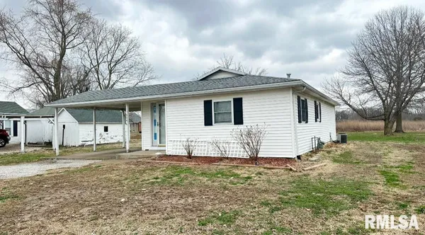 $110,000 | 404 North Oak Street, Loraine, IL 62349