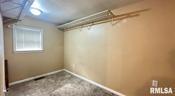 $110,000 | 404 North Oak Street, Loraine, IL 62349