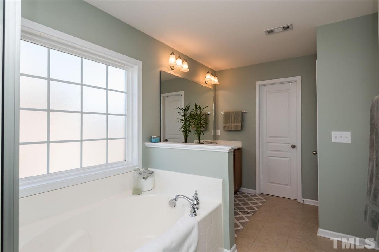 2620 Cloud Mist Circle Raleigh, NC 27614 - Photo 18 of 24 Gallery Image 18
