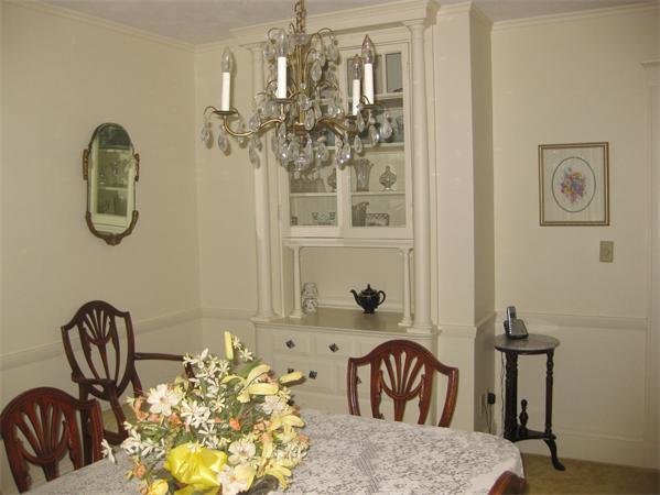 43 Shirley Road Waltham, MA 02452 - Photo 4 of 14 Gallery Image 4