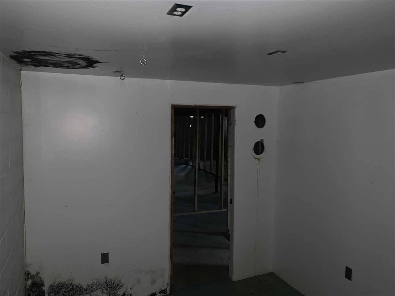 1416 North Lamb Road Interlochen, MI 49643 - Photo 61 of 76 1891328-60.JPG