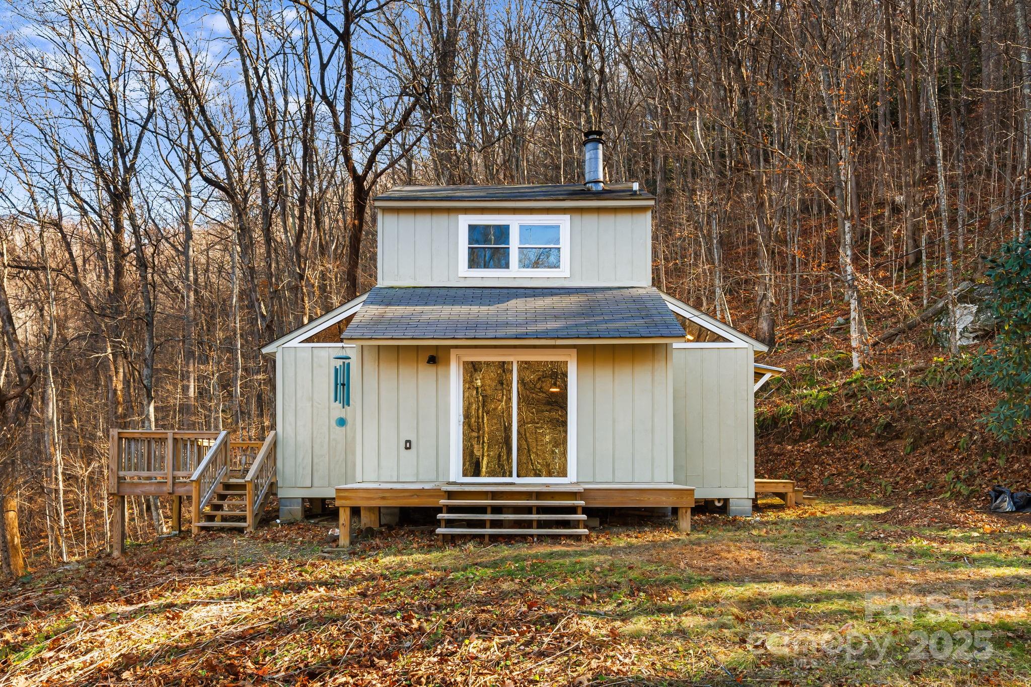 1877 Secluded Valley Road Marshall, NC 28753 - Photo 3 of 31 front view of a house with a yard