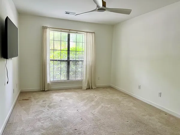 $2,200 | 352 Sandpiper Drive, Unit G, Mount Pleasant, SC 29464