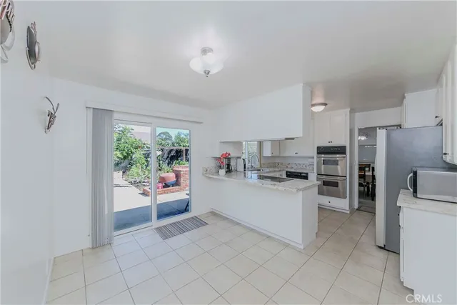 $1,170,000 | 2401 El Portal Way, Oxnard, CA 93035