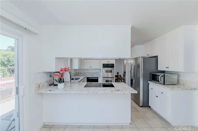 $1,170,000 | 2401 El Portal Way, Oxnard, CA 93035