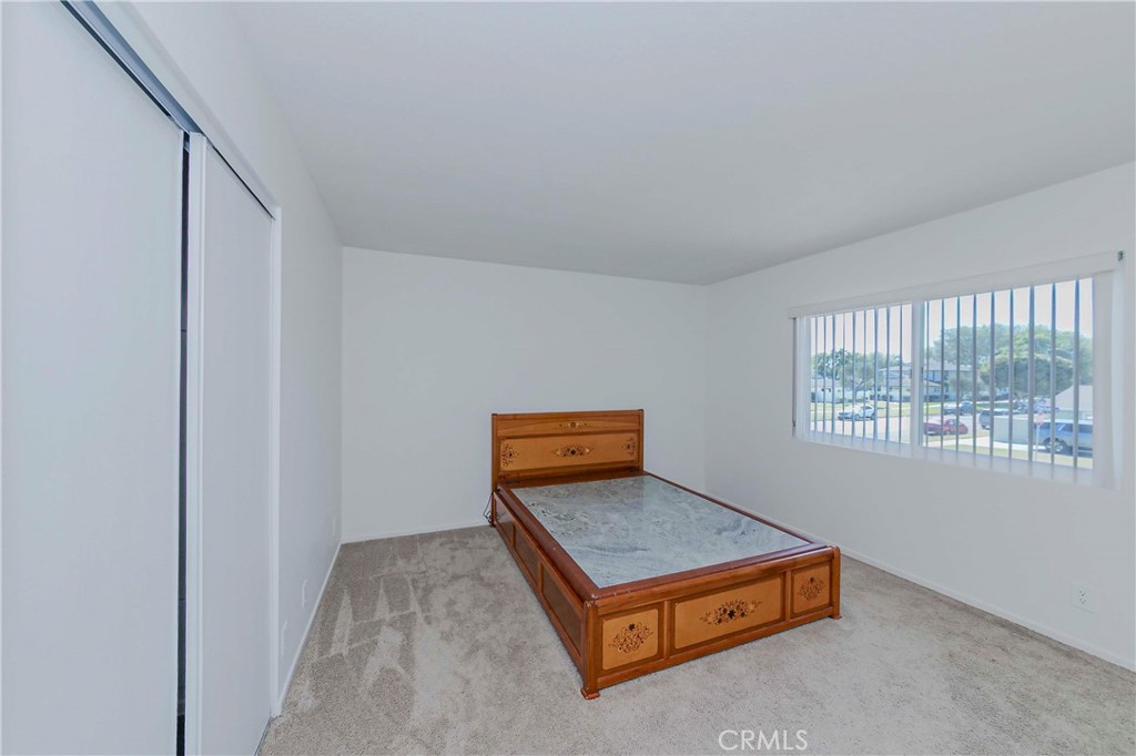 2401 El Portal Way Oxnard, CA 93035 - Photo 22 of 37