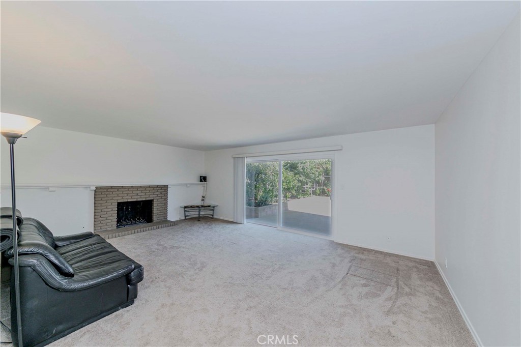 2401 El Portal Way Oxnard, CA 93035 - Photo 23 of 62