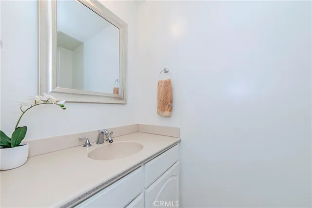 $1,170,000 | 2401 El Portal Way, Oxnard, CA 93035