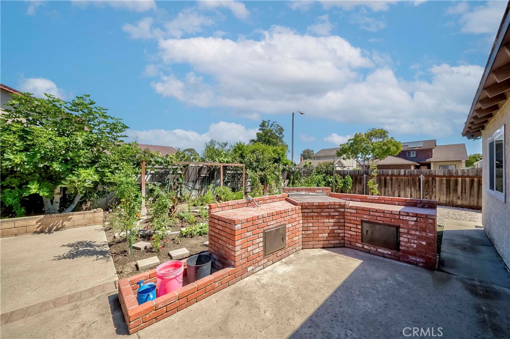 2401 El Portal Way Oxnard, CA 93035 - Photo 30 of 37