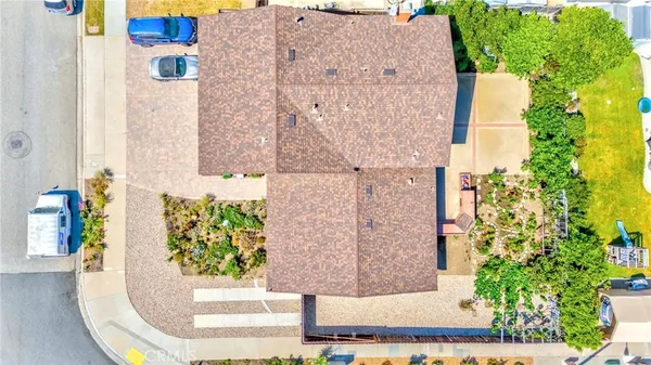 $1,059,000 | 2401 El Portal Way, Oxnard, CA 93035