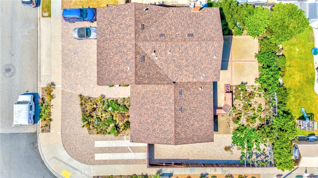 2401 El Portal Way Oxnard, CA 93035 - Photo 34 of 37