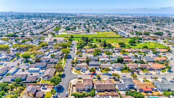 $1,059,000 | 2401 El Portal Way, Oxnard, CA 93035