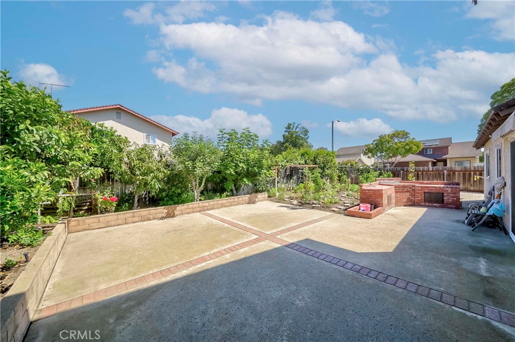 2401 El Portal Way Oxnard, CA 93035 - Photo 49 of 62