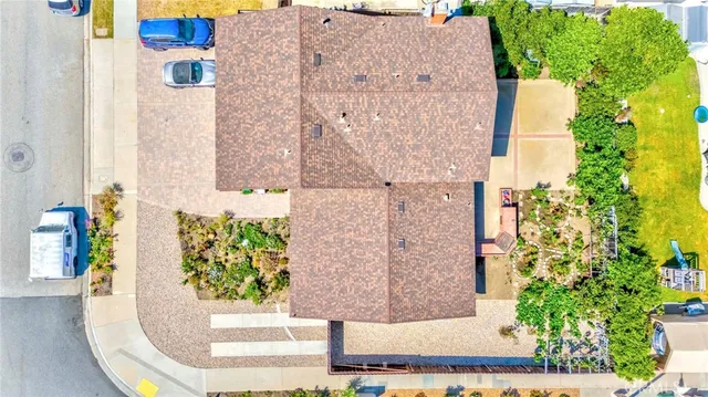 $1,170,000 | 2401 El Portal Way, Oxnard, CA 93035